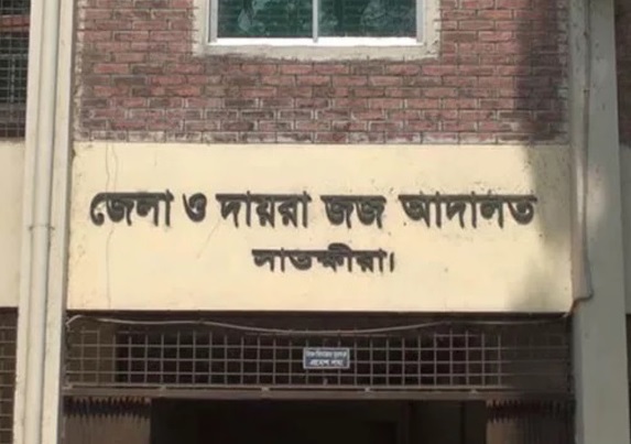 শেখ হাসিনার গাড়িবহরে হামলা, অস্ত্র মামলায় চার্জ গঠন