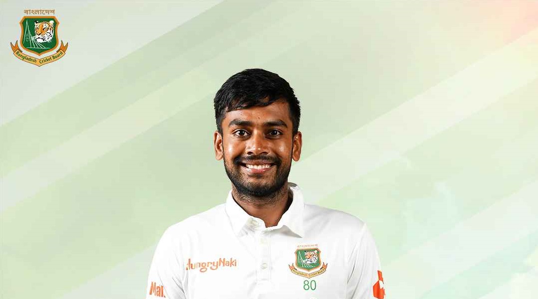ব্যাটসম্যানদের দিকে তাকিয়ে আছি : মিরাজ