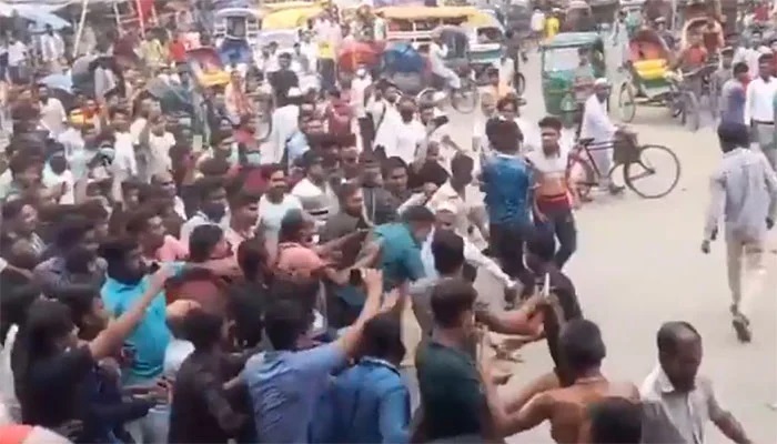 সাড়ে চারশ জনের বিরুদ্ধে মামলা