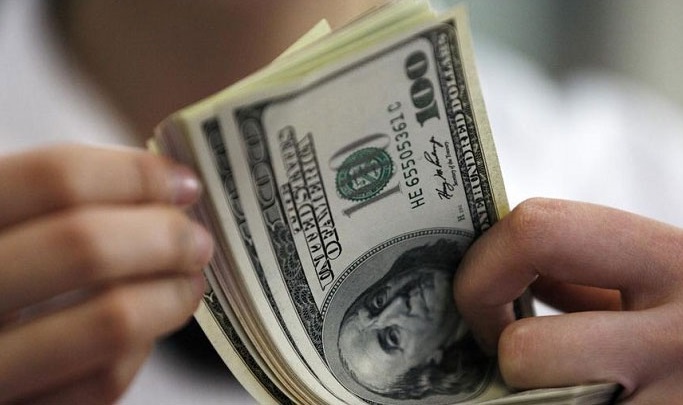 ডলারের দাম আরও ১ টাকা বাড়াল বাংলাদেশ ব্যাংক