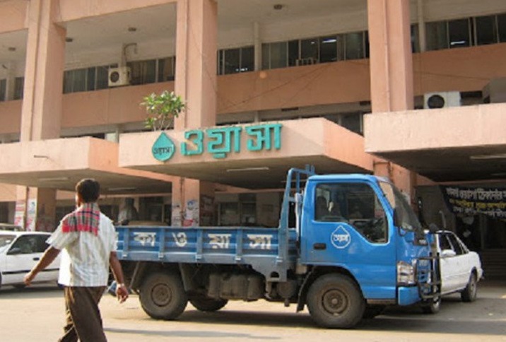 রাজধানীর নিম্নবিত্ত ও উচ্চবিত্তদের পানির দাম সমন্বয়ের চিন্তা করছে ঢাকা ওয়াসা