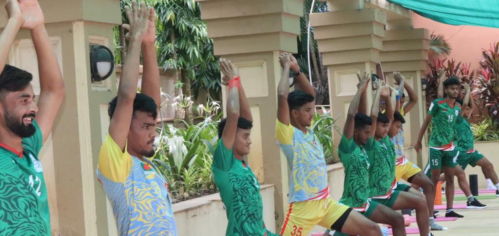 নেপালের বিপক্ষেও আজ হ্যাটট্রিক করে বাংলাদেশকে ফাইনালে ওঠাতে চান মিরাজুল