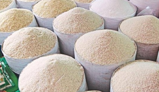 এক কোটি মানুষ ৩০ টাকা কেজি দরে চাল পাবে