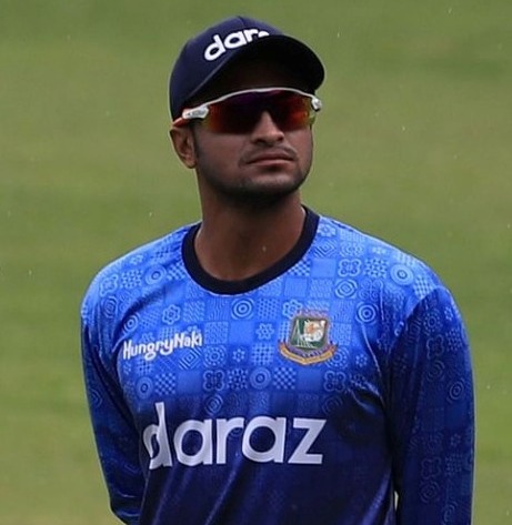 দুদিনে সবকিছু বদলে দিতে পারব, বোকার রাজ্যে বাস করছি : সাকিব