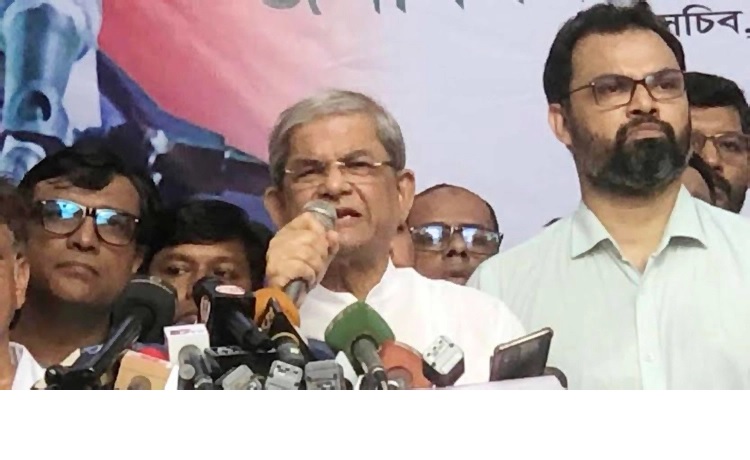 গণতন্ত্র ফেরাতে মানুষ গর্জে উঠেছে- ফখরুল