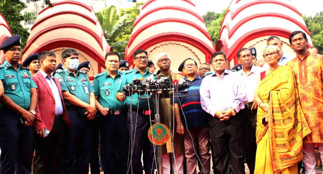 পূজামণ্ডপে জঙ্গি হামলার শঙ্কা ডিএমপি কমিশনারের