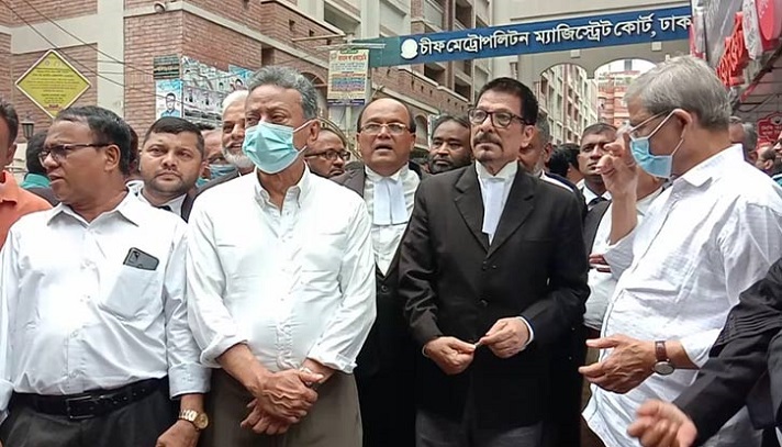 আত্মসমর্পণে জামিন মিলল ফখরুল-খসরুর