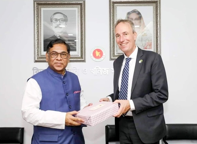 বিশ্বব্যাংককে প্রকল্পের অর্থায়নে অযথা সময়ক্ষেপণ না করার অনুরোধ জানিয়েছেন প্রতিমন্ত্রী নসরুল হামিদ