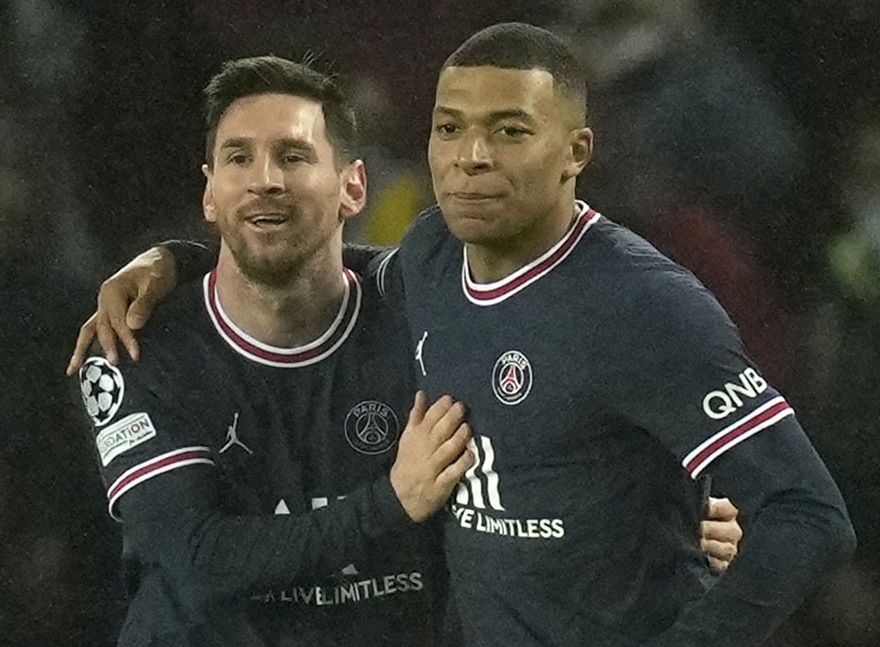 মেসির অপেক্ষায় আছেন এমবাপ্পে