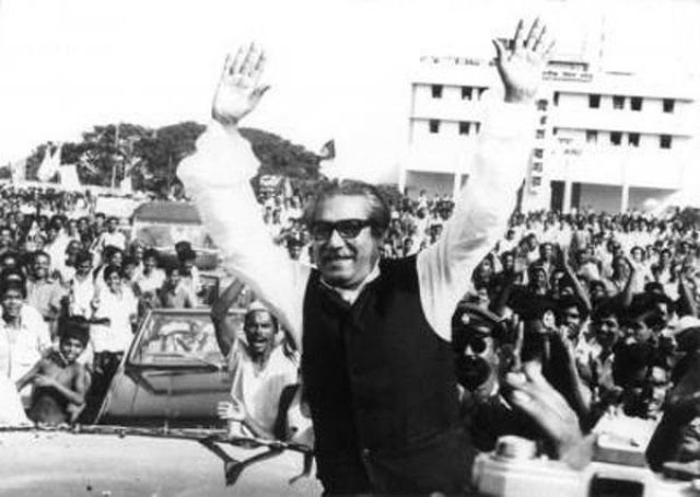 বঙ্গবন্ধুর স্বদেশ প্রত্যাবর্তন দিবস আজ