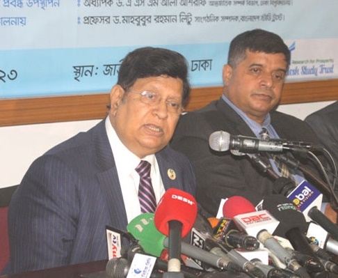 আমাদের একপাশে ভারত, একপাশে চীন, ভারসাম্য রক্ষা করে চলতে হয় - পররাষ্ট্রমন্ত্রী