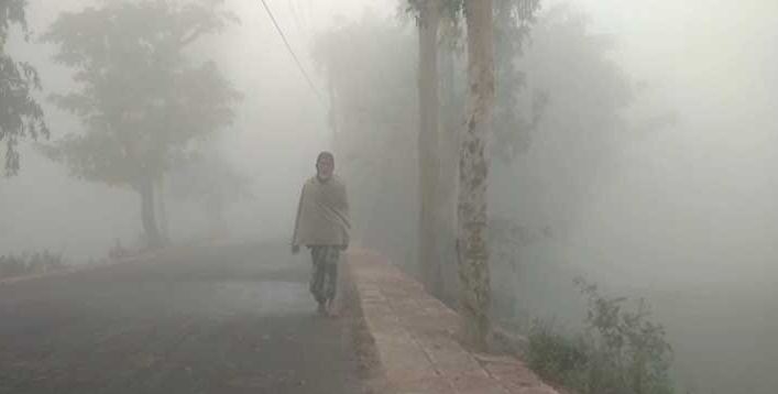 শীতে কাঁপছে সারা দেশ, ঢাকায় তাপমাত্রা ১২.৭, সর্বনিম্ন তাপমাত্রা যশোরে ৯