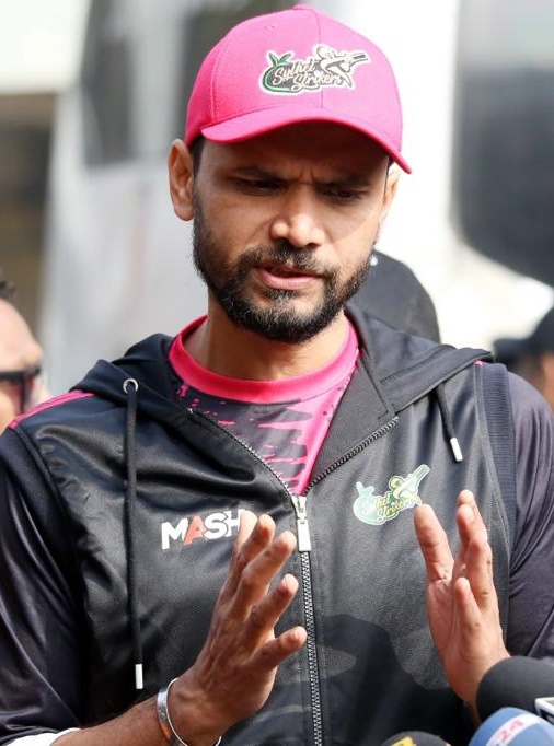 সাকিবের পর বিপিএলের কঠোর সমালোচনা করলেন মাশরাফিও