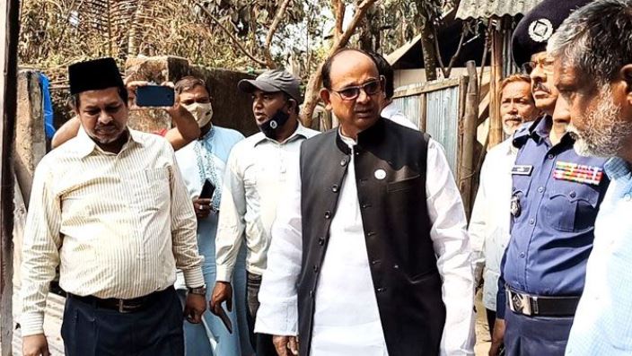 পঞ্চগড়ে তৌহিদী জনতার ব্যানারে বিএনপি-জামায়াত যে ধ্বংসযজ্ঞ চালিয়েছে - রেলমন্ত্রী